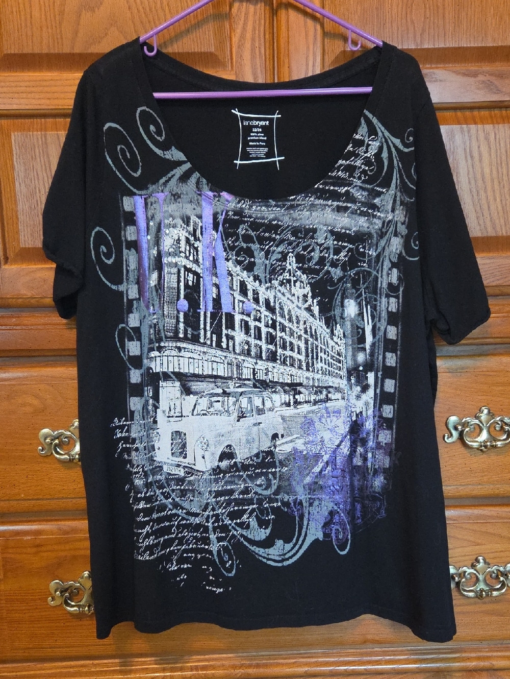 Lane Bryant Black Short-Sleeve Graphic Tee with Gray and Purple Print